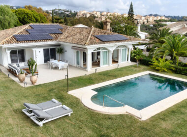 Красивая вилла в Эльвирии с террасой 190 кв.м