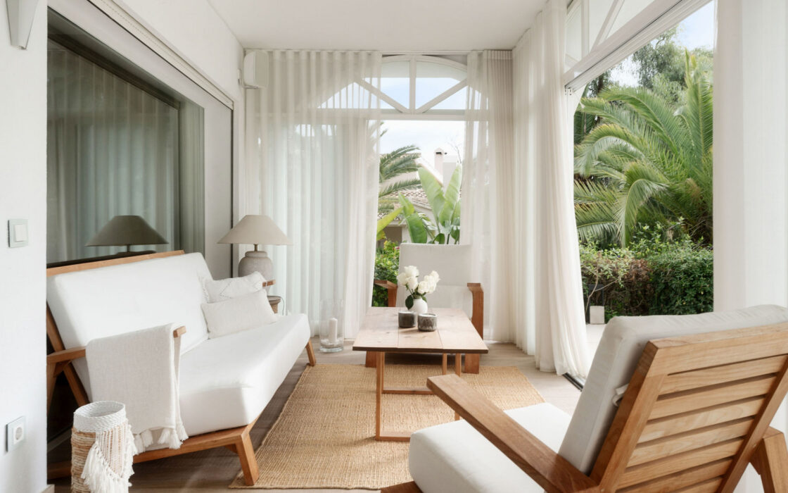 Красивая вилла в Эльвирии с террасой 190 кв.м