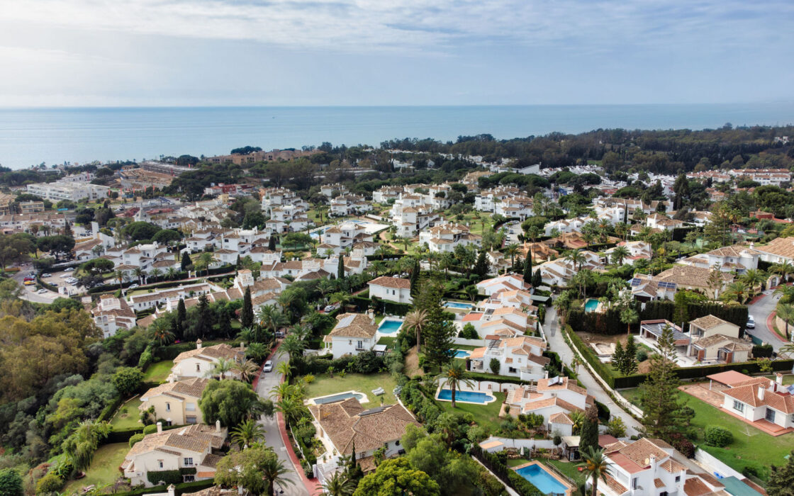 Красивая вилла в Эльвирии с террасой 190 кв.м