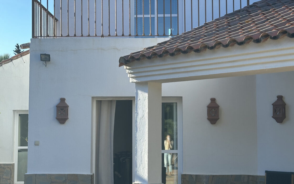 Приватная вилла в Сотогранде с террасой 286.41 кв.м