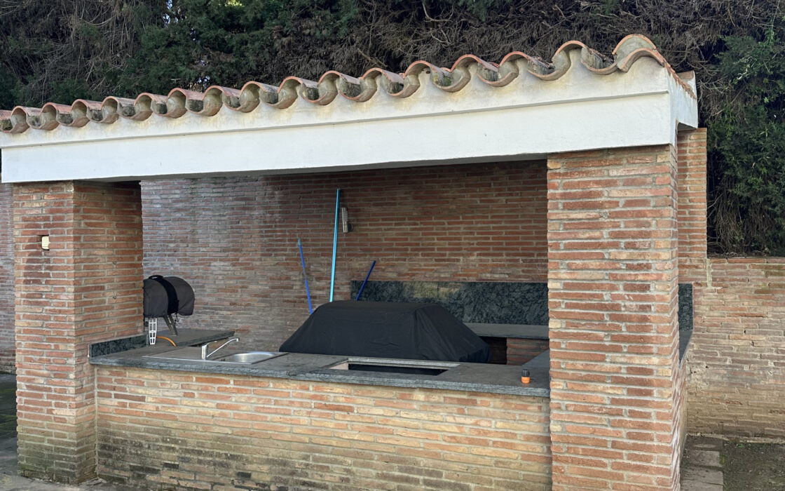 Приватная вилла в Сотогранде с террасой 286.41 кв.м