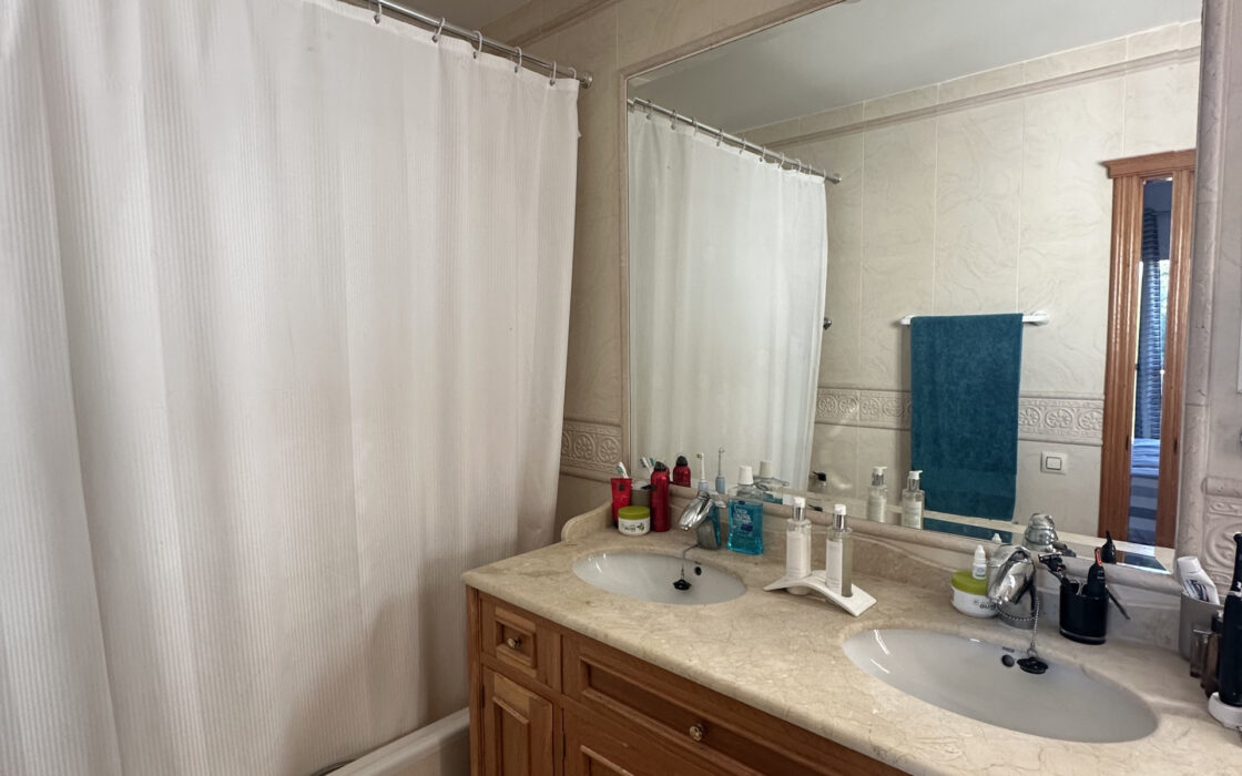 Приватная вилла в Сотогранде с террасой 286.41 кв.м