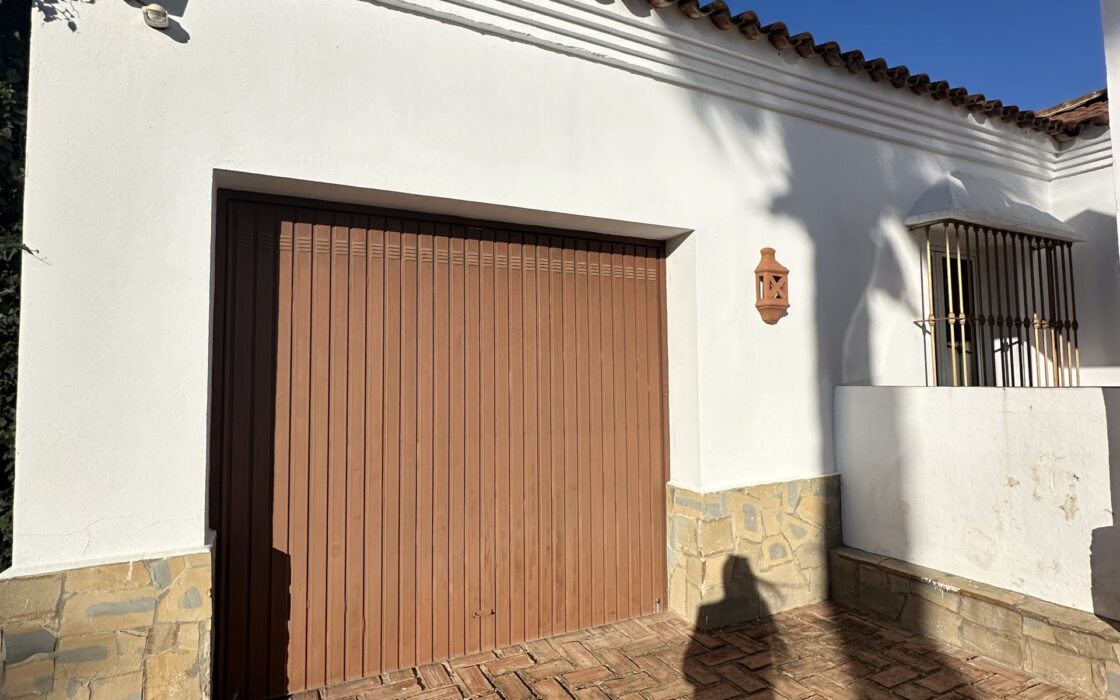 Приватная вилла в Сотогранде с террасой 286.41 кв.м