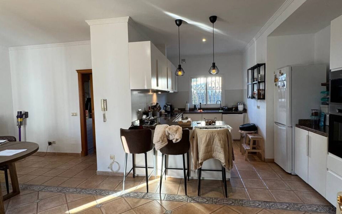 Приватная вилла в Сотогранде с террасой 286.41 кв.м