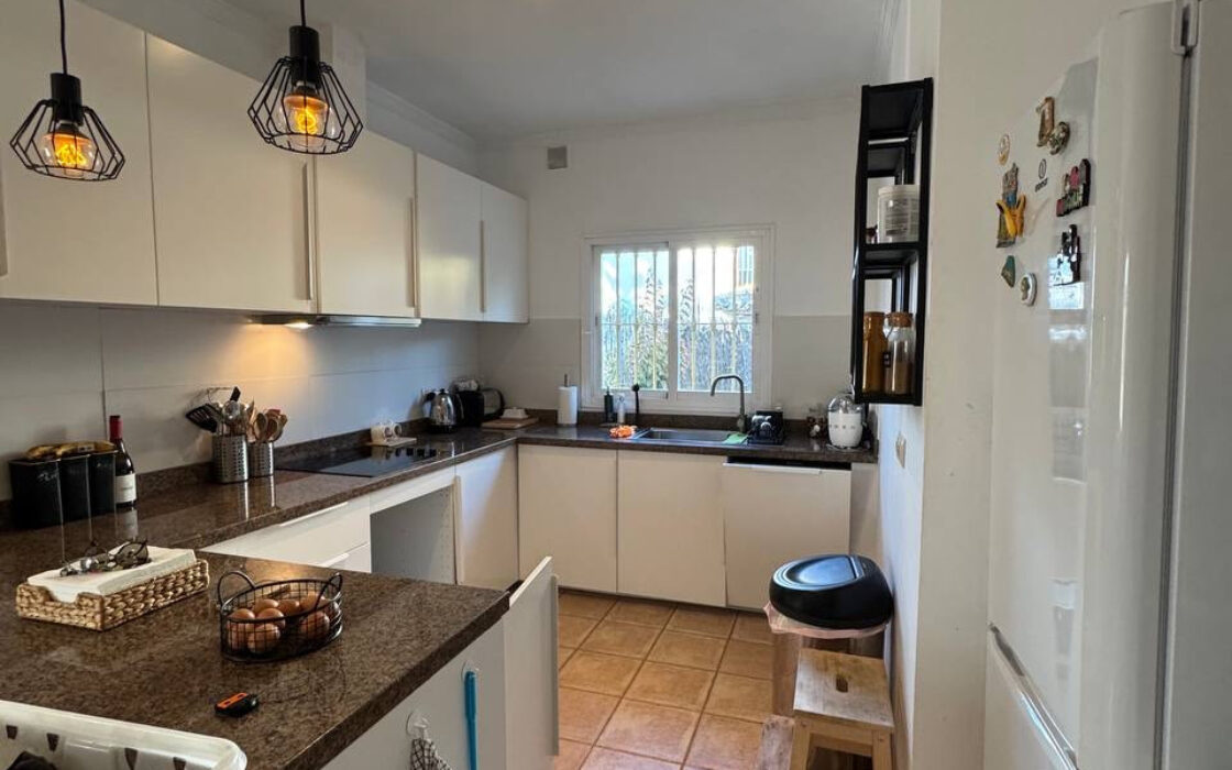 Приватная вилла в Сотогранде с террасой 286.41 кв.м