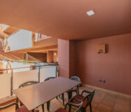 Эксклюзивная резиденция у моря в Эстепоне 130 кв.м с террасой