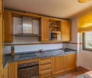 Эксклюзивная резиденция у моря в Эстепоне 130 кв.м с террасой