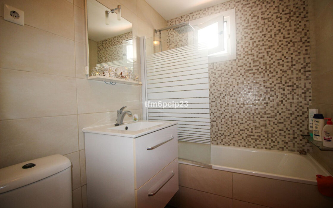 Апартаменты с террасой в Сан-Луис-де-Сабинильяс 96 кв.м