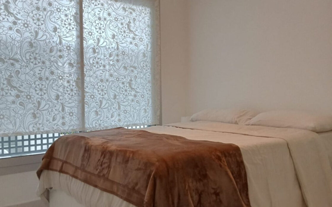 Элегантные апартаменты с террасой в Эстепоне 139 кв.м.