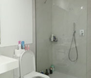 Элегантные апартаменты с террасой в Эстепоне 139 кв.м.