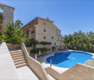 Сучасні апартаменти 110 кв.м з терасою в Естепоні