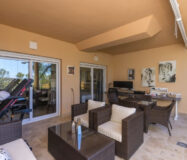 Сучасні апартаменти 110 кв.м з терасою в Естепоні