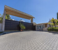 Сучасні апартаменти 110 кв.м з терасою в Естепоні