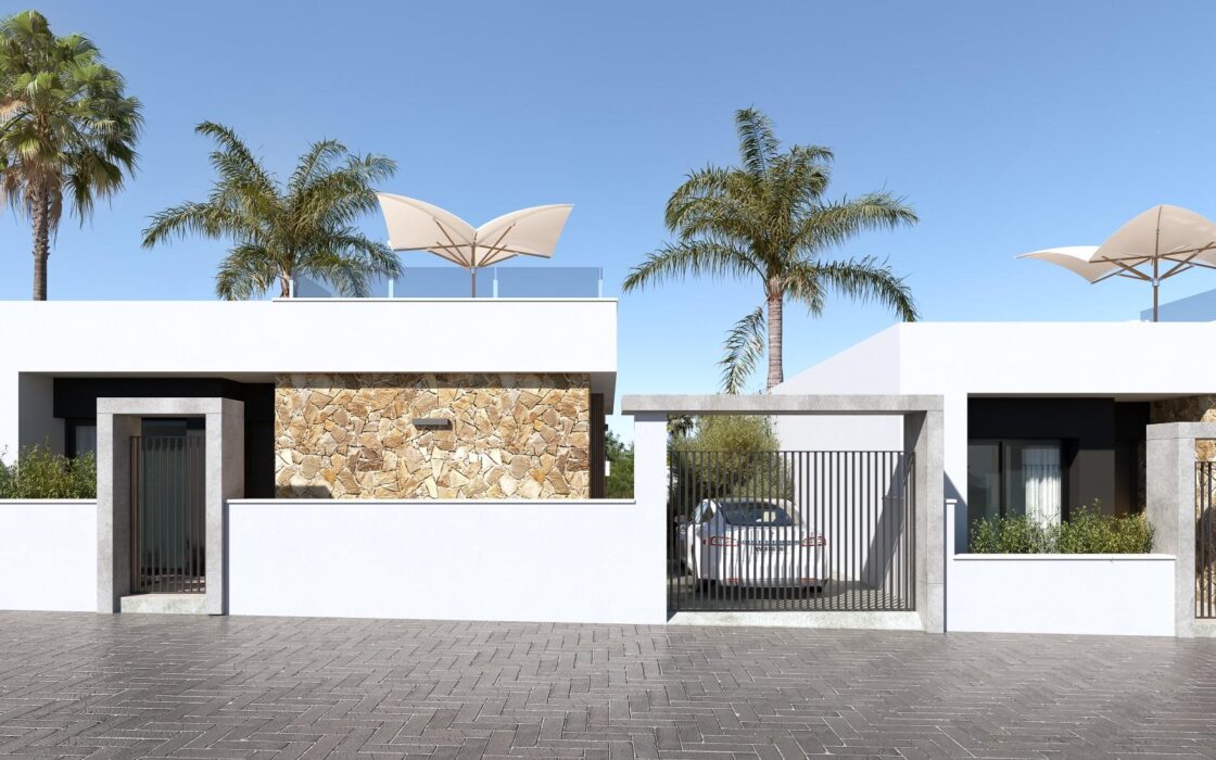 Вілла в Сьюдад Кесада 179 кв.м з басейном біля моря