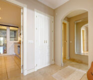 Квартира 133 кв.м з терасою в Estepona біля моря