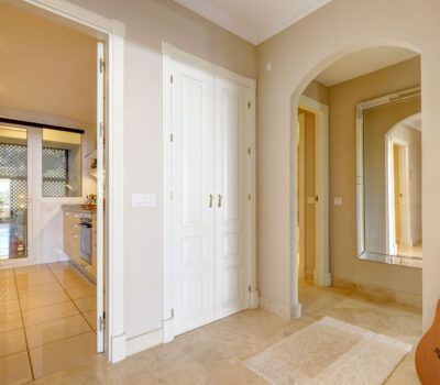 Квартира 133 кв.м з терасою в Estepona біля моря