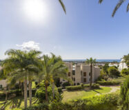 Квартира 133 кв.м з терасою в Estepona біля моря