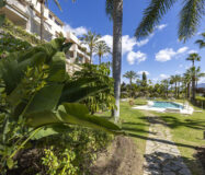 Квартира 133 кв.м з терасою в Estepona біля моря