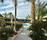 Отдельная вилла с бассейном в Сан-Хуан-де-Аликанте 360 кв.м