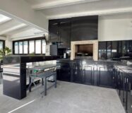 Отдельная вилла с бассейном в Сан-Хуан-де-Аликанте 360 кв.м