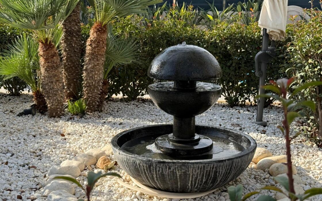 Отдельная вилла с бассейном в Сан-Хуан-де-Аликанте 360 кв.м