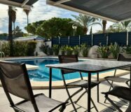 Отдельная вилла с бассейном в Сан-Хуан-де-Аликанте 360 кв.м