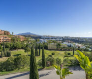 Квартира в Los Flamingos, 116 кв.м, з терасою біля моря