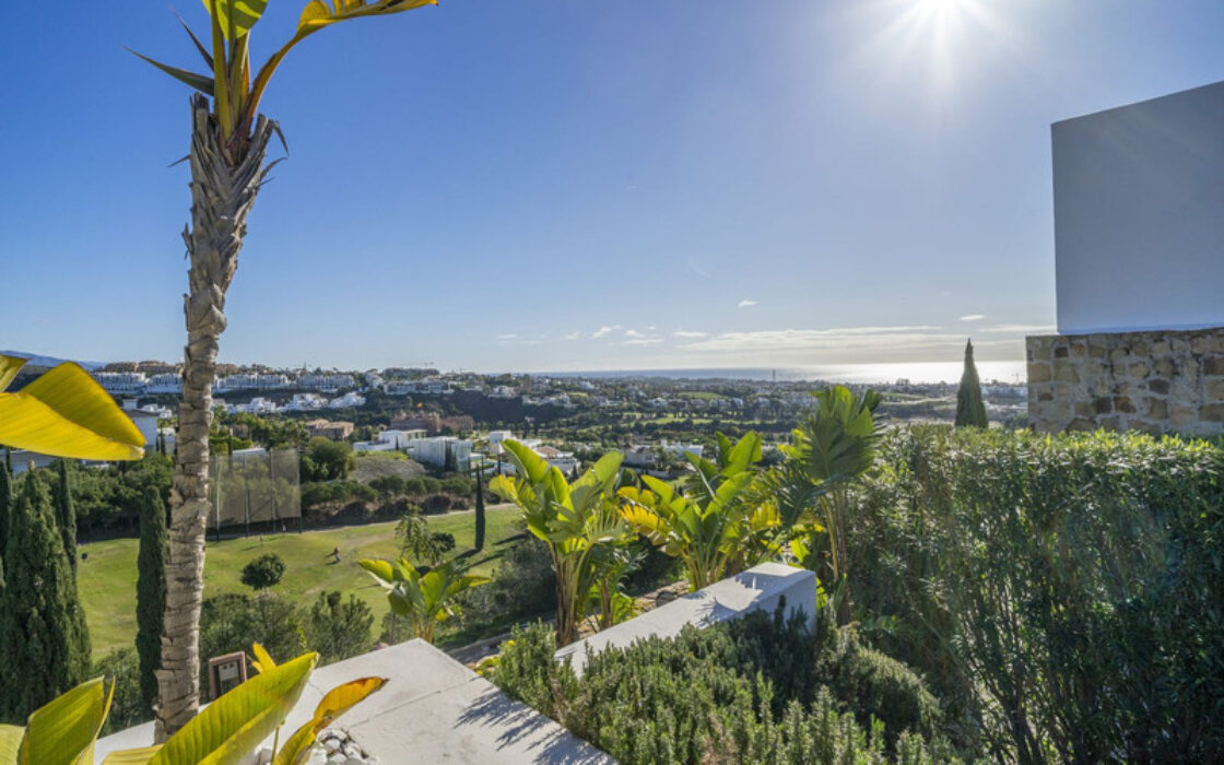 Квартира в Los Flamingos, 116 кв.м, з терасою біля моря