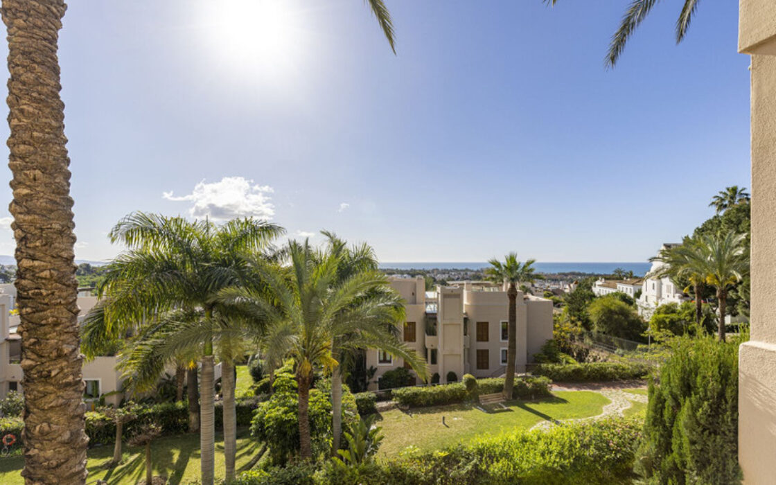 Квартира в Los Flamingos, 116 кв.м, з терасою біля моря