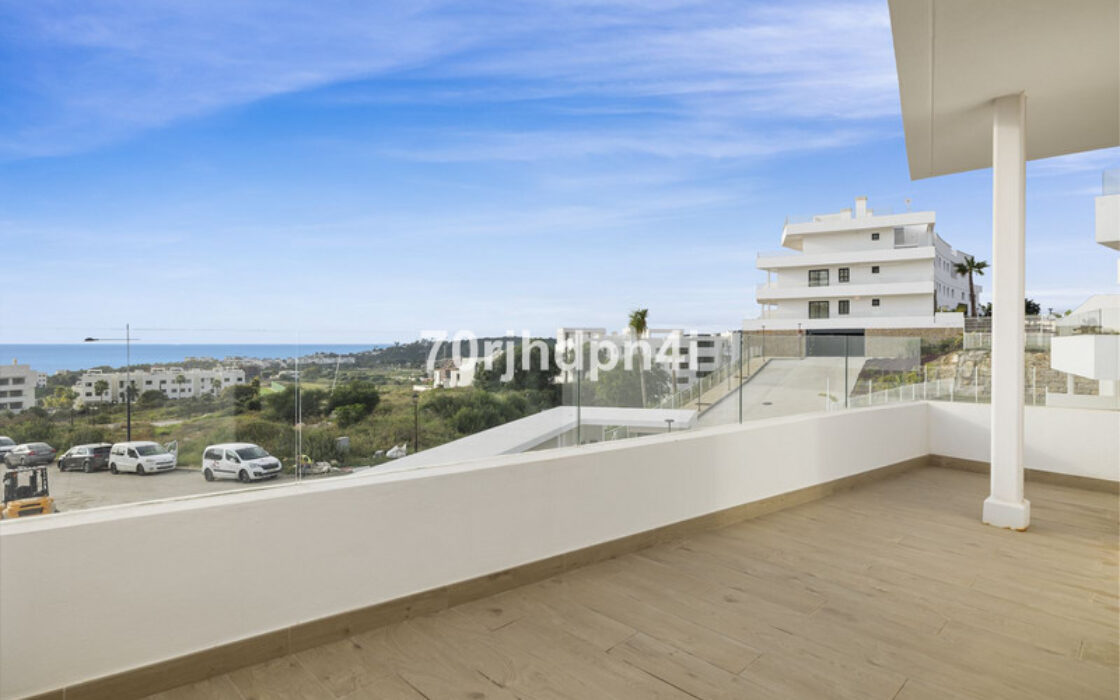 Квартира в Los Flamingos, 116 кв.м, з терасою біля моря