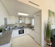 Квартира в Los Flamingos, 116 кв.м, з терасою біля моря