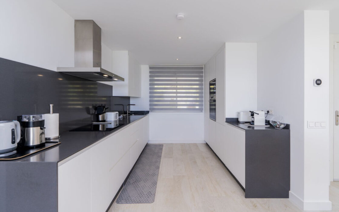 Квартира в Los Flamingos, 116 кв.м, з терасою біля моря