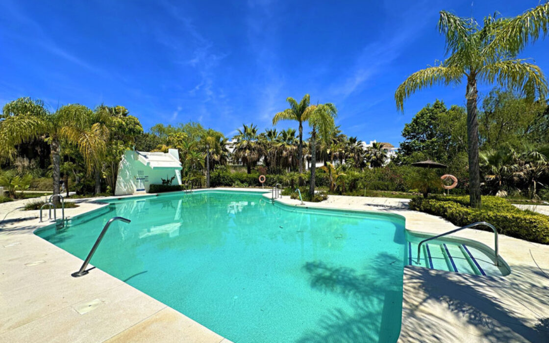 Квартира в Los Flamingos, 116 кв.м, з терасою біля моря