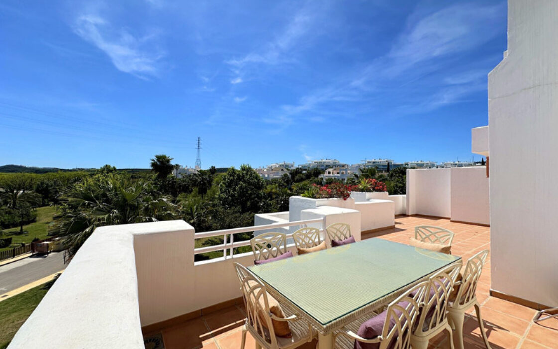 Квартира в Los Flamingos, 116 кв.м, з терасою біля моря