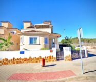 Дом в San Miguel de Salinas 163 кв.м с бассейном и террасой