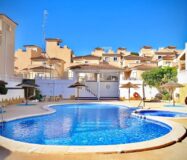 Дом в San Miguel de Salinas 163 кв.м с бассейном и террасой