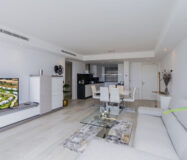 Квартира з терасою 106 кв.м на першому поверсі в Естепоні