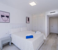 Квартира з терасою 106 кв.м на першому поверсі в Естепоні