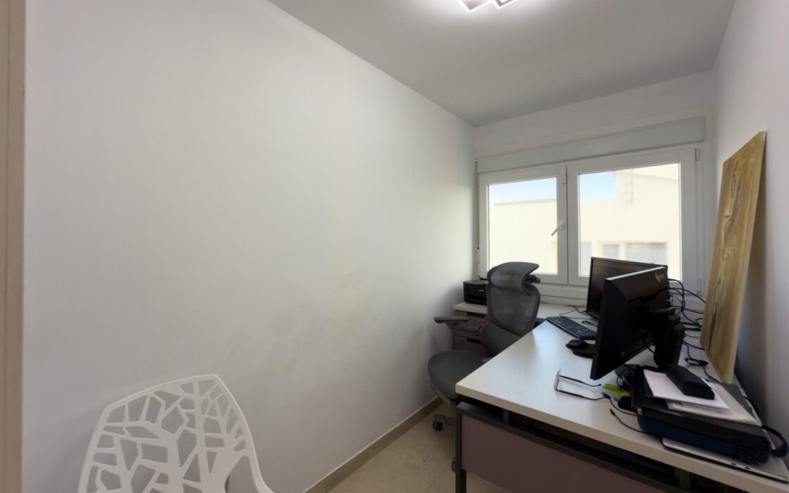 Прекрасный дом с бассейном в Ла Нусия 120 кв.м 3 спальни