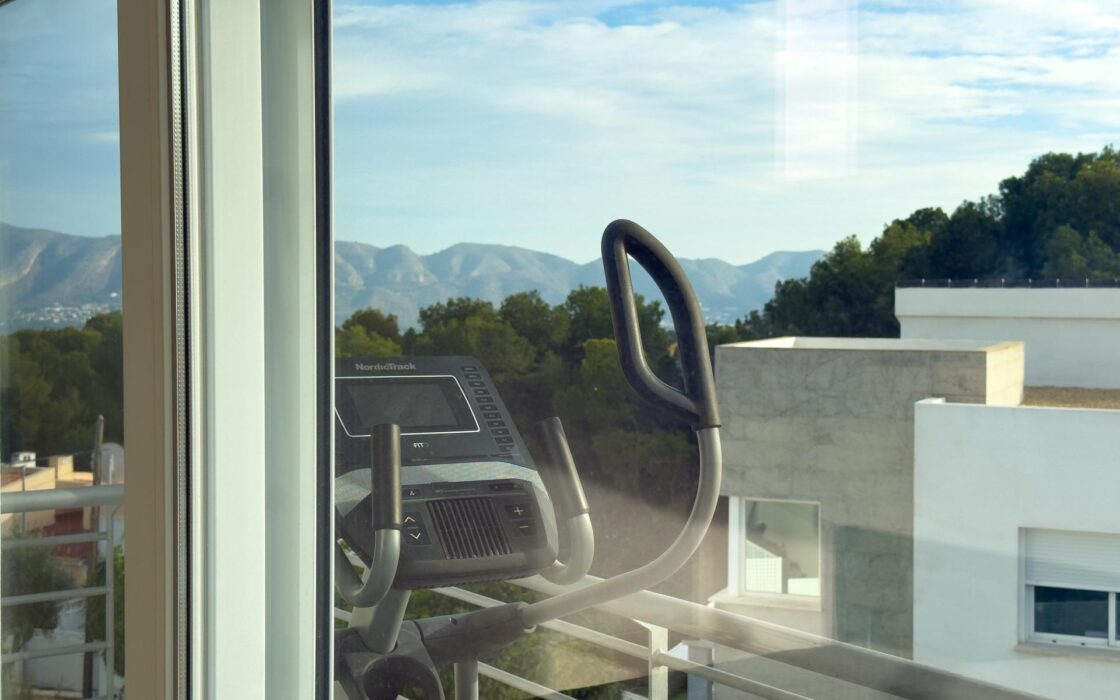 Прекрасный дом с бассейном в Ла Нусия 120 кв.м 3 спальни