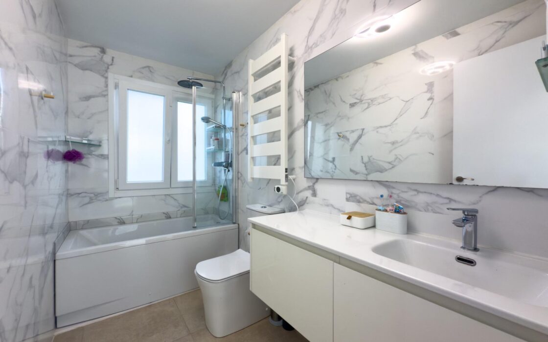 Прекрасный дом с бассейном в Ла Нусия 120 кв.м 3 спальни