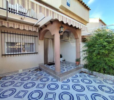 Будинок в Los Alcázares 65 кв.м з терасою біля моря