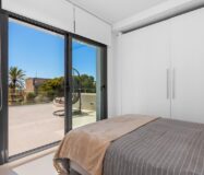 Вилла в Ориуэла Коста 322 кв.м у моря з терасою та басейном