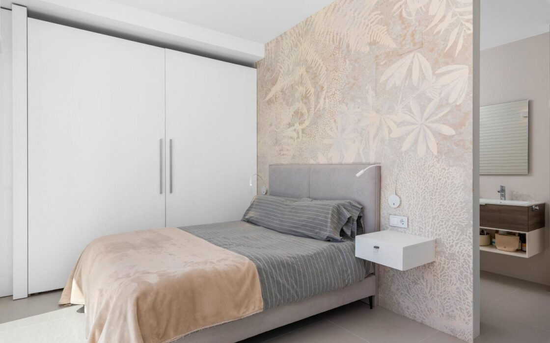 Вилла в Ориуэла Коста 322 кв.м у моря з терасою та басейном