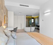 Вилла в Ориуэла Коста 322 кв.м у моря з терасою та басейном