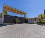 Элегантная квартира с террасой в Новой Андалусии 90 кв.м