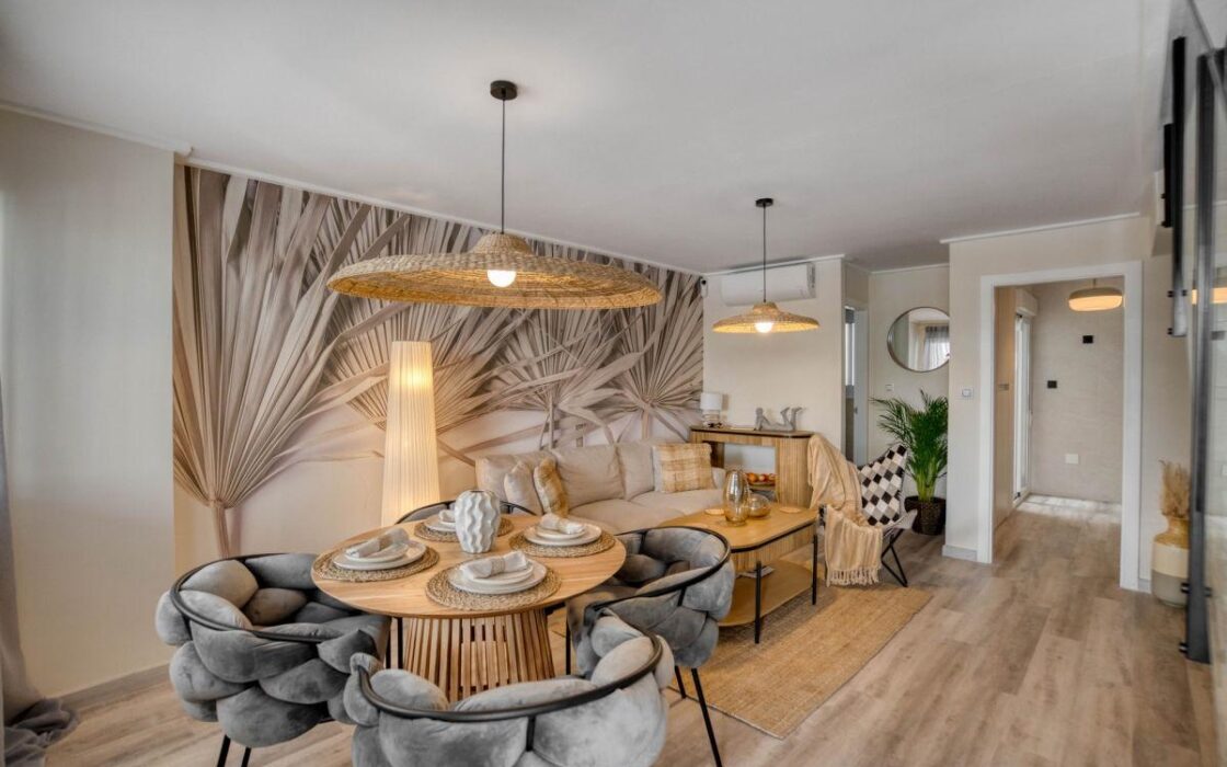 Будинок в Торрев’єсі, 115 кв.м, 4 кімнати, близько до моря