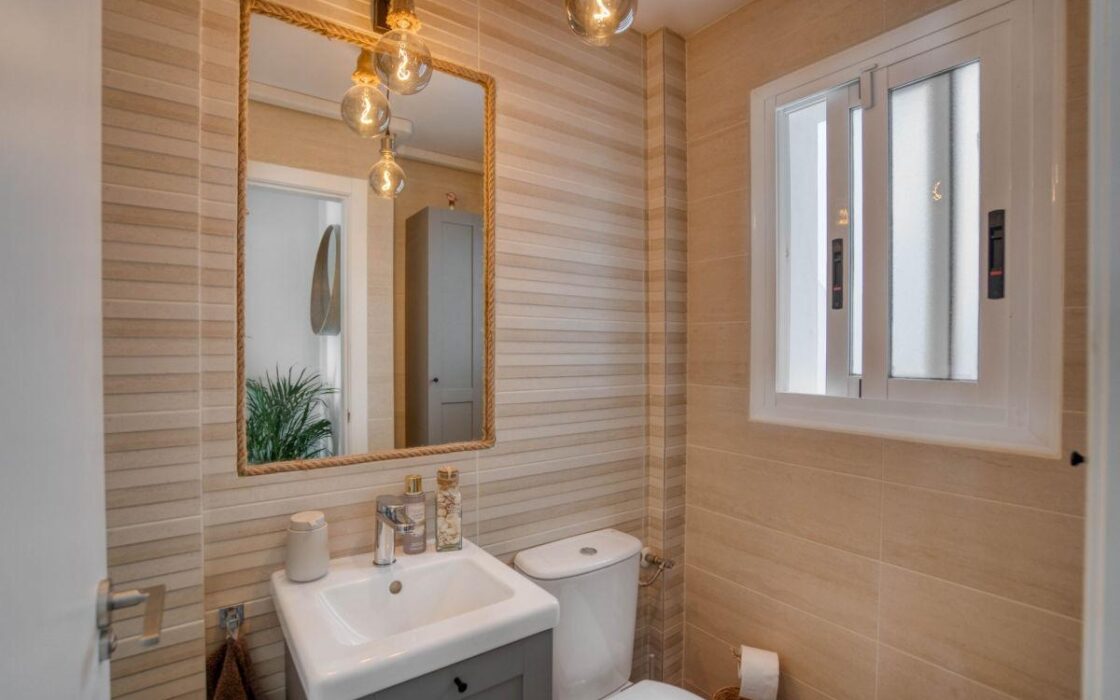 Будинок в Торрев’єсі, 115 кв.м, 4 кімнати, близько до моря