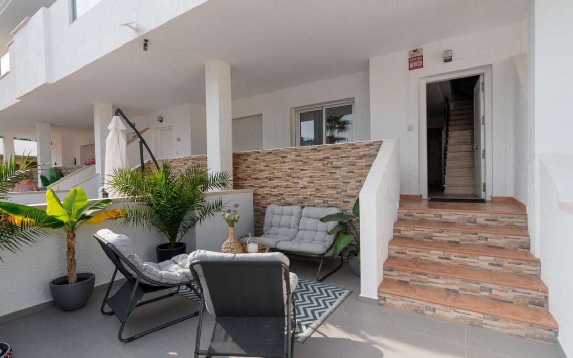 Будинок в Торрев’єсі, 115 кв.м, 4 кімнати, близько до моря