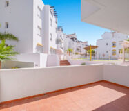 Квартира 99 кв.м с террасой в Валле Романо Эстепона